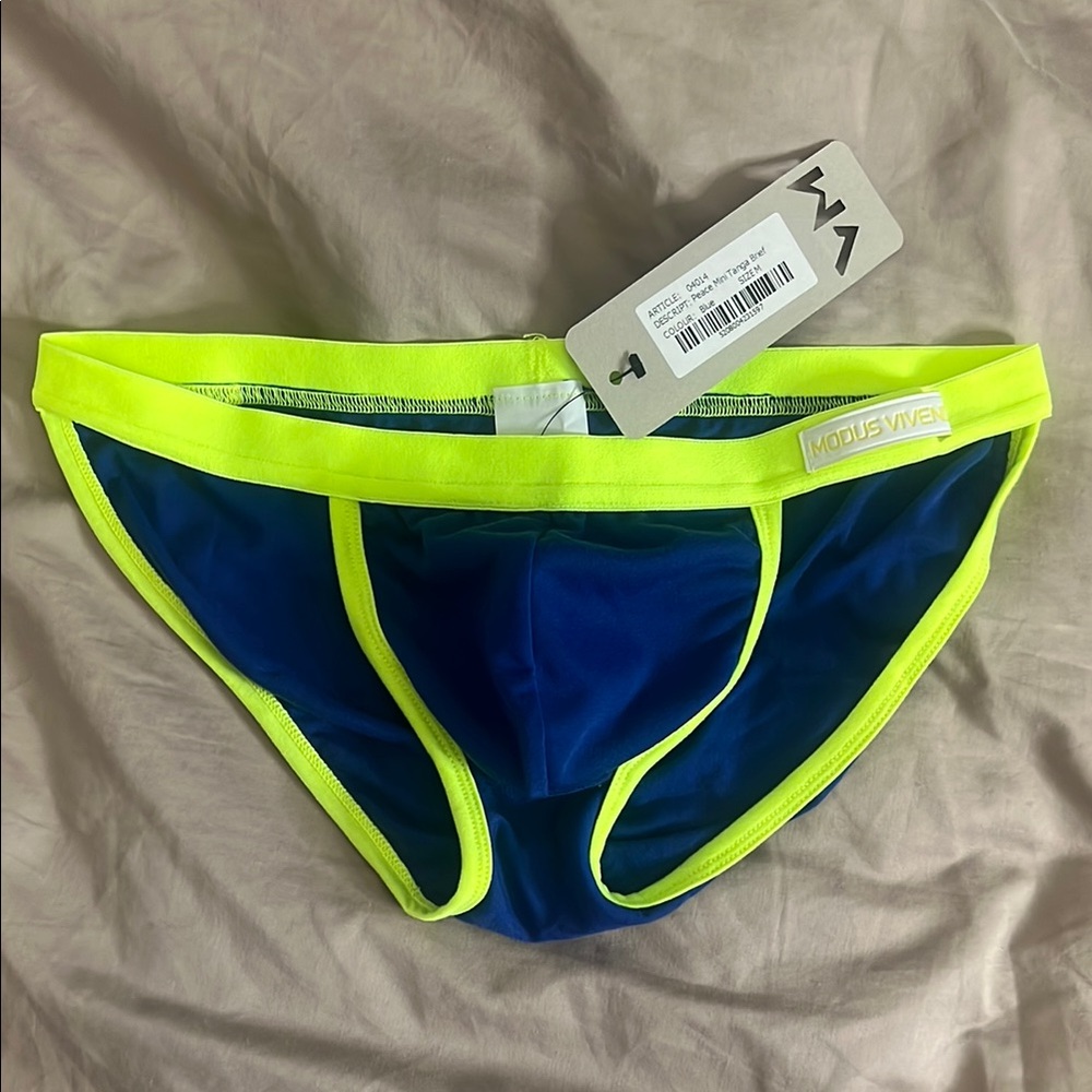 NWT | Modus VIVENDI |Blue and Neon Yellow Men's Briefs size Medium